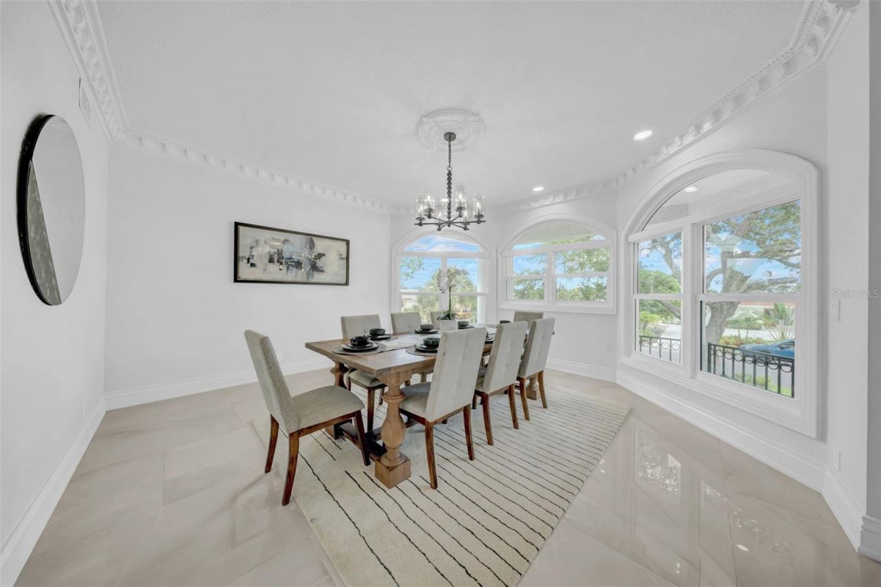 124 Leeward Island, Clearwater Beach, FL 33767 Photo