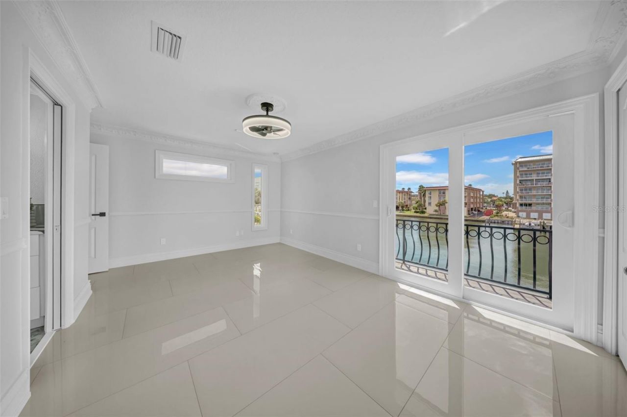 124 Leeward Island, Clearwater Beach, FL 33767 Photo