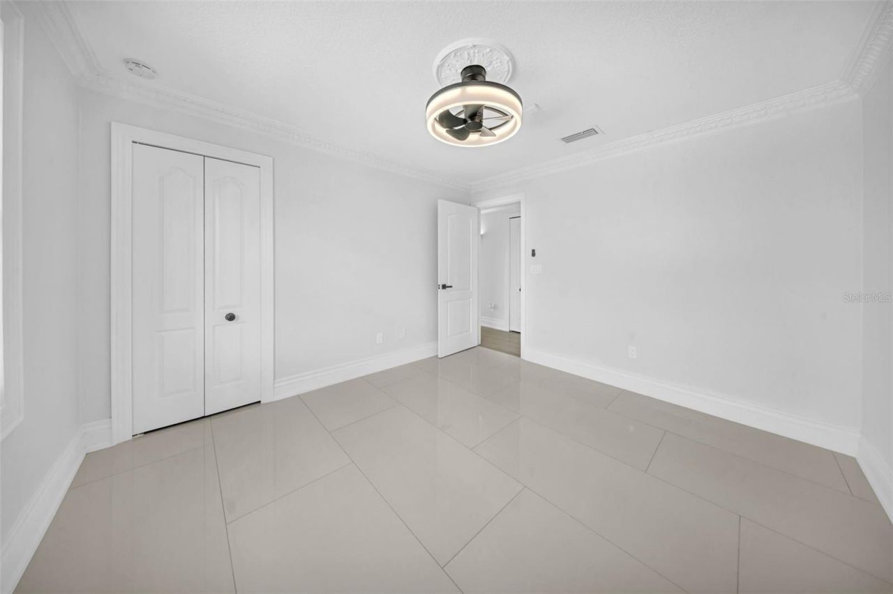 124 Leeward Island, Clearwater Beach, FL 33767 Photo