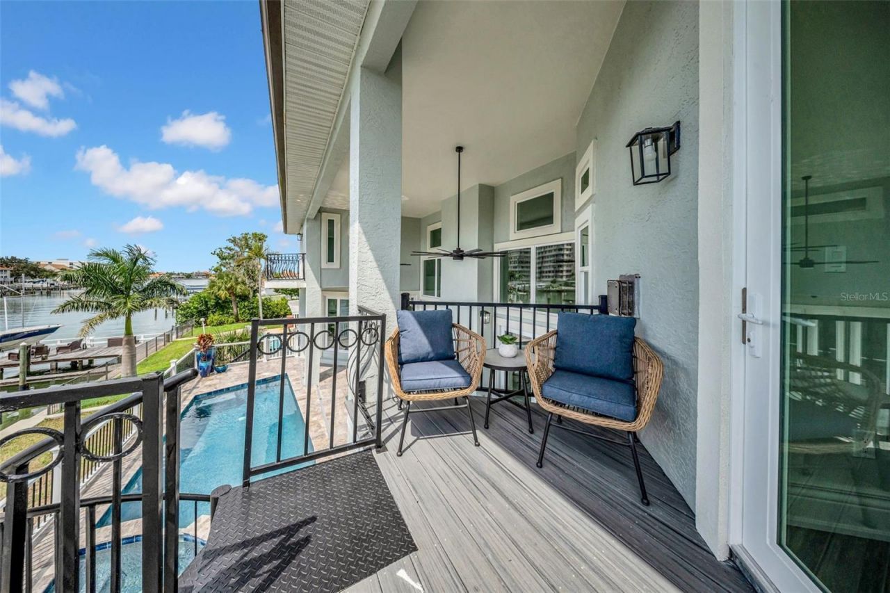 124 Leeward Island, Clearwater Beach, FL 33767 Photo
