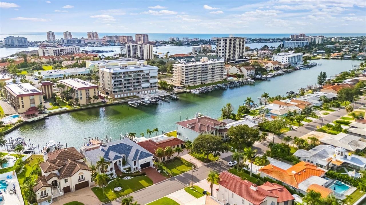 124 Leeward Island, Clearwater Beach, FL 33767 Photo