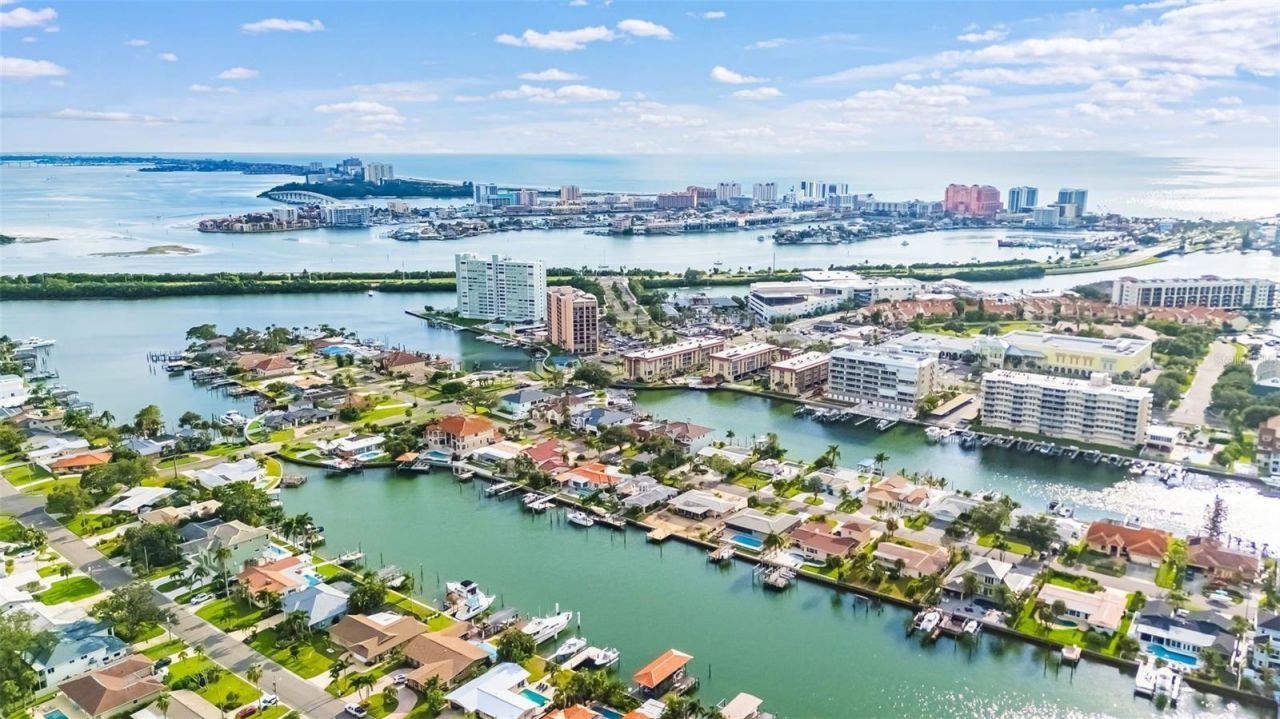 124 Leeward Island, Clearwater Beach, FL 33767 Photo