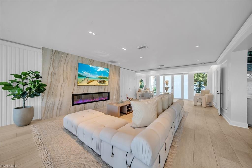 4369 Cypress Ln, Fort Myers, FL 33905 Photo