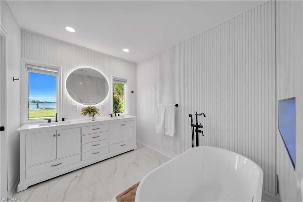 4369 Cypress Ln, Fort Myers, FL 33905 Photo