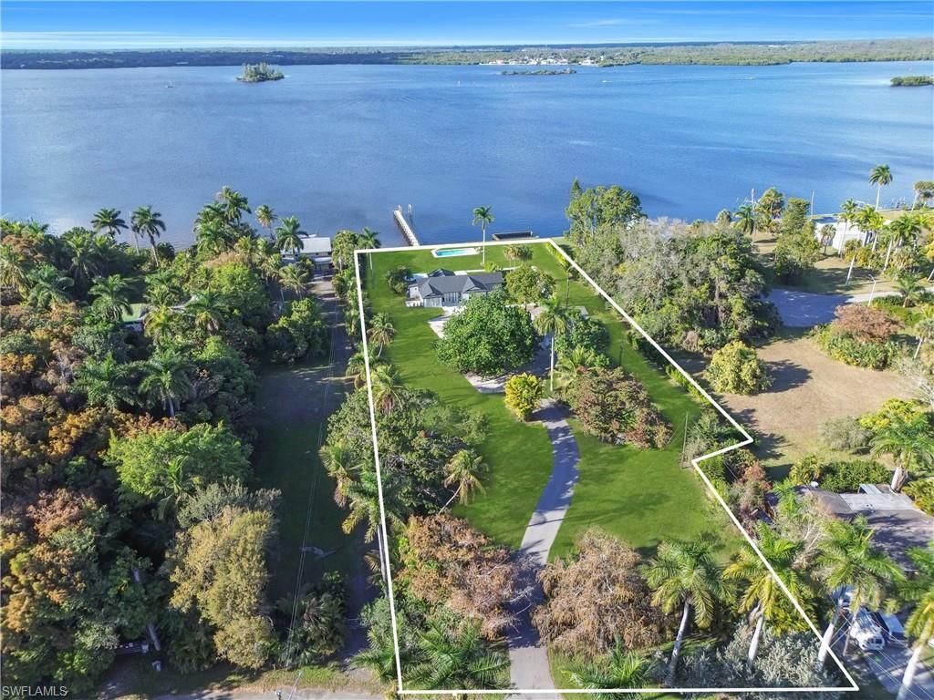 4369 Cypress Ln, Fort Myers, FL 33905 Photo