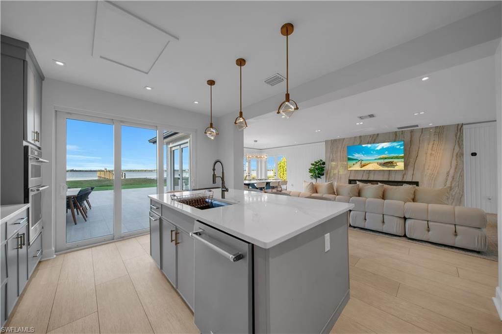 4369 Cypress Ln, Fort Myers, FL 33905 Photo