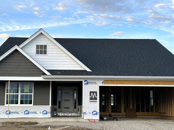 15320 Cypress Drive, Perrysburg, OH 43551