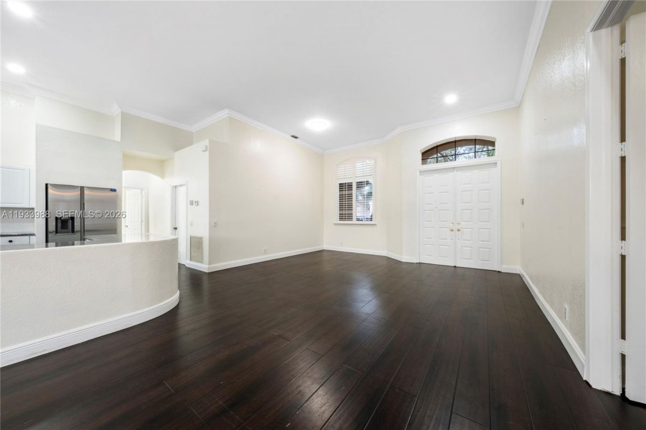 2893 Oakbrook Dr , Weston, FL 33332 Photo