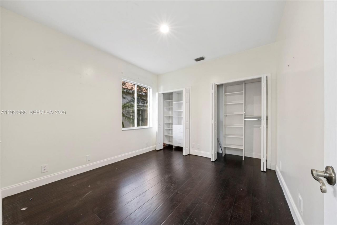 2893 Oakbrook Dr , Weston, FL 33332 Photo