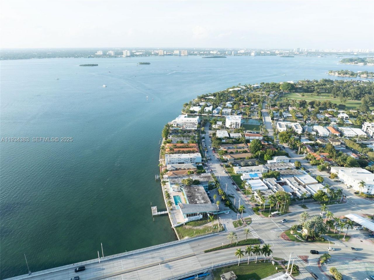 2150 Bay Dr, Miami Beach, FL 33141 Photo