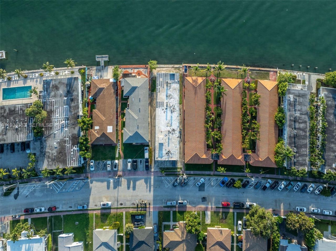 2150 Bay Dr, Miami Beach, FL 33141 Photo