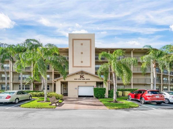 550 SW 138th Ave, Unit 409K, Pembroke Pines, FL 33027