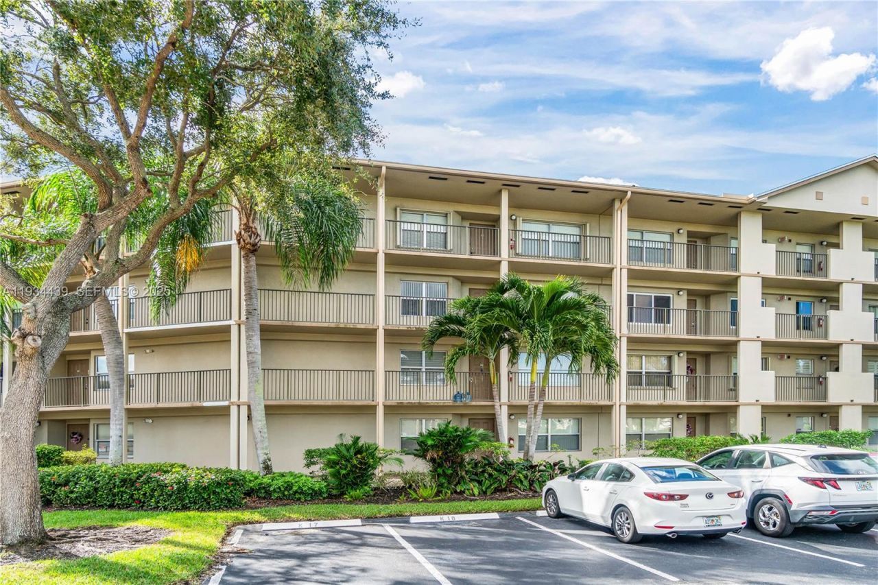 550 SW 138th Ave, Unit 409K, Pembroke Pines, FL 33027 Photo