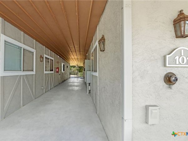 730 E Mather Street , Unit I101, New Braunfels, TX 78130