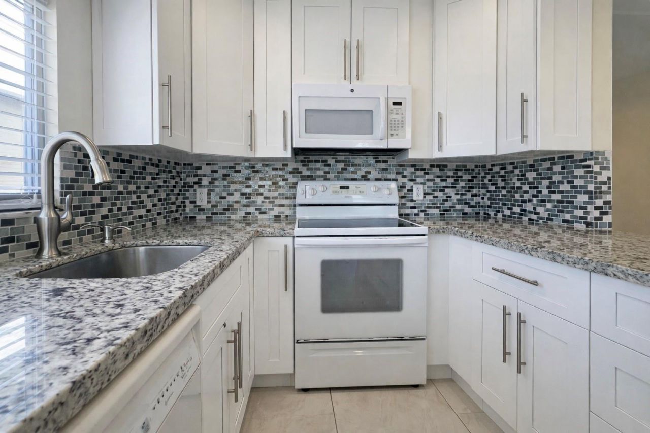 176 Tuscany C, Unit 176, Delray Beach, FL 33446 Photo