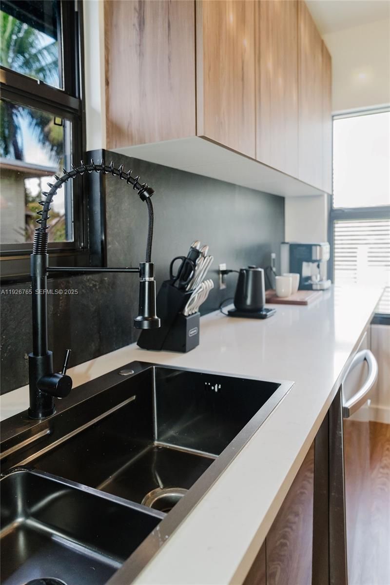 1040 NW 120th St, North Miami, FL 33168 Photo