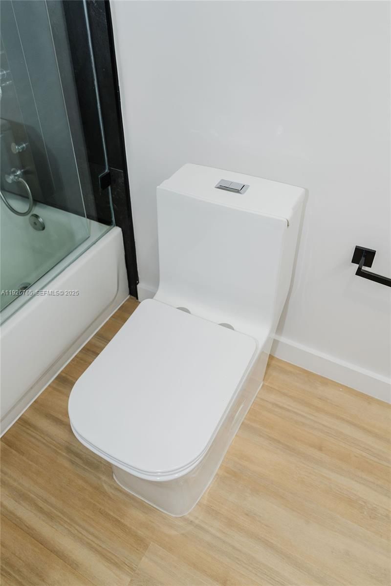 1040 NW 120th St, North Miami, FL 33168 Photo