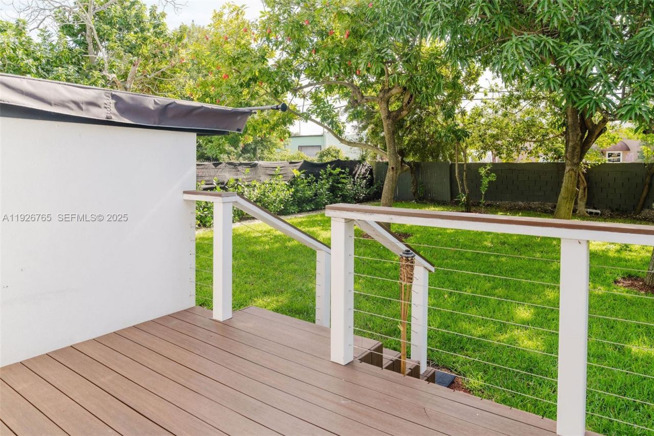 1040 NW 120th St, North Miami, FL 33168 Photo