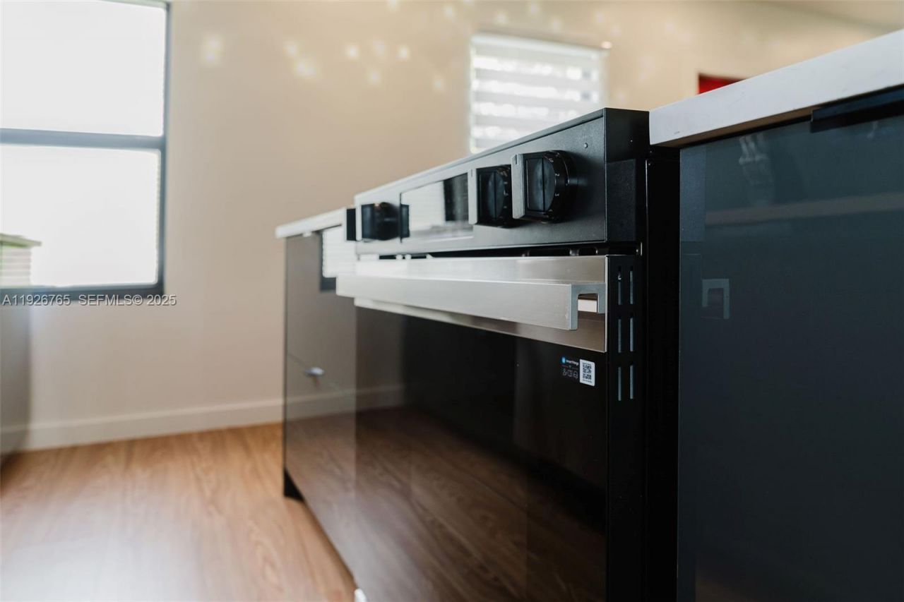 1040 NW 120th St, North Miami, FL 33168 Photo