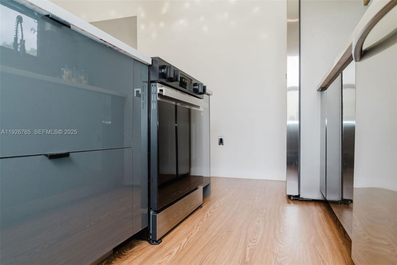 1040 NW 120th St, North Miami, FL 33168 Photo