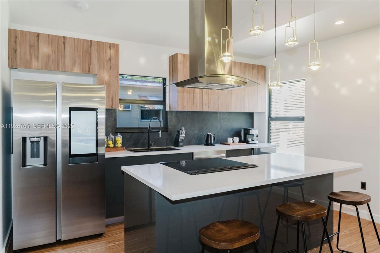 1040 NW 120th St, North Miami, FL 33168 Photo