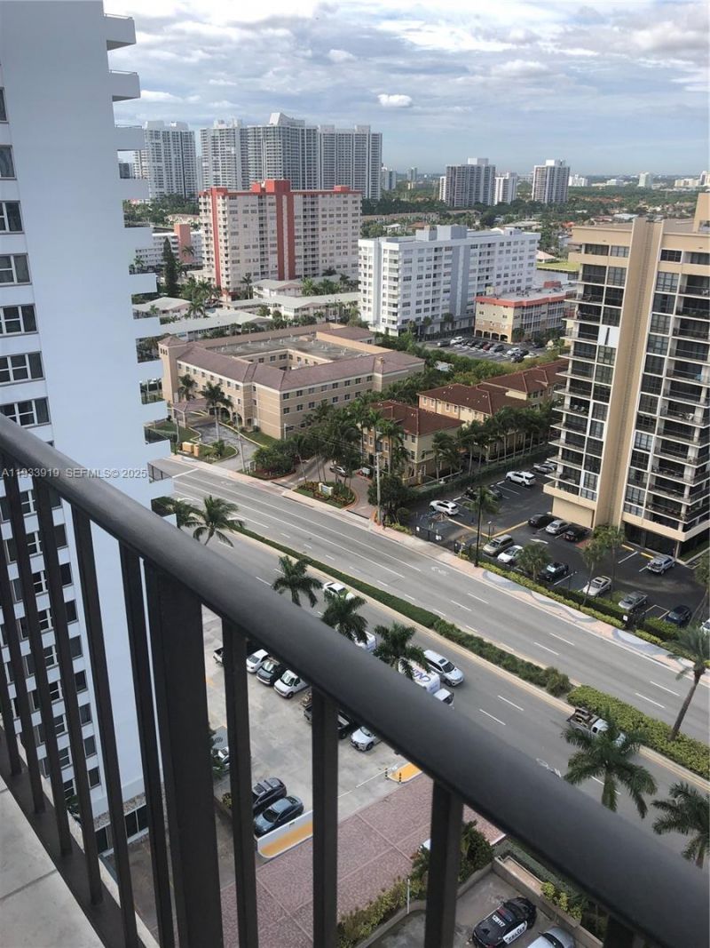 2030 S Ocean Dr, Unit 1826, Hallandale Beach, FL 33009 Photo