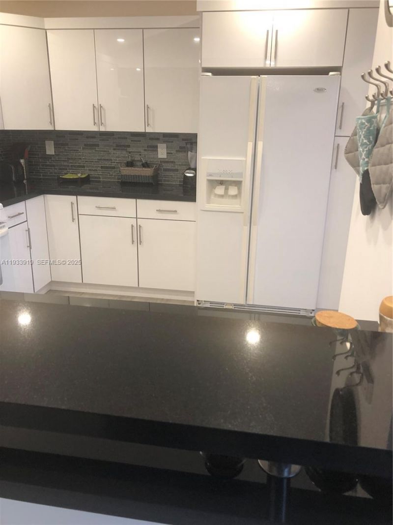 2030 S Ocean Dr, Unit 1826, Hallandale Beach, FL 33009 Photo