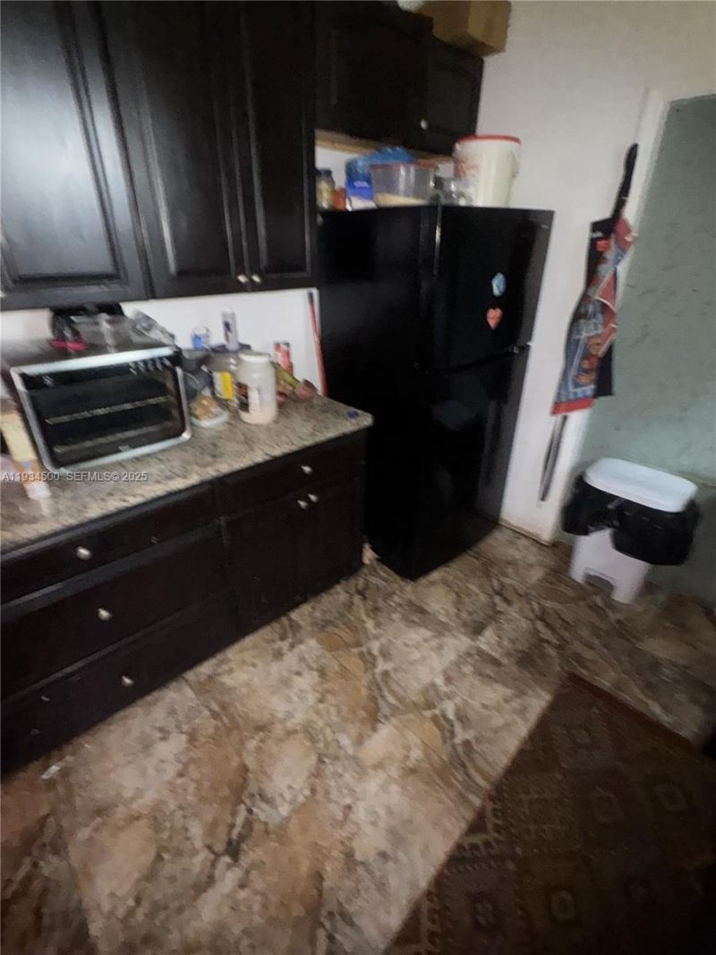 1121 NW 56th St, Miami, FL 33127 Photo