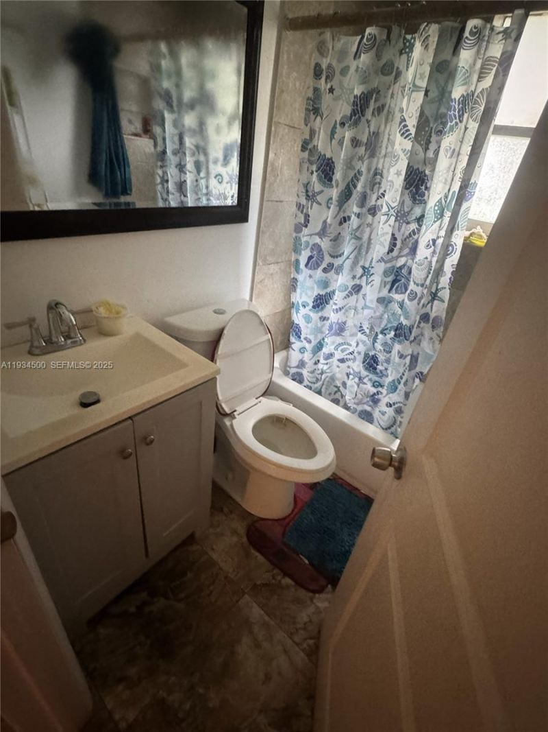 1121 NW 56th St, Miami, FL 33127 Photo