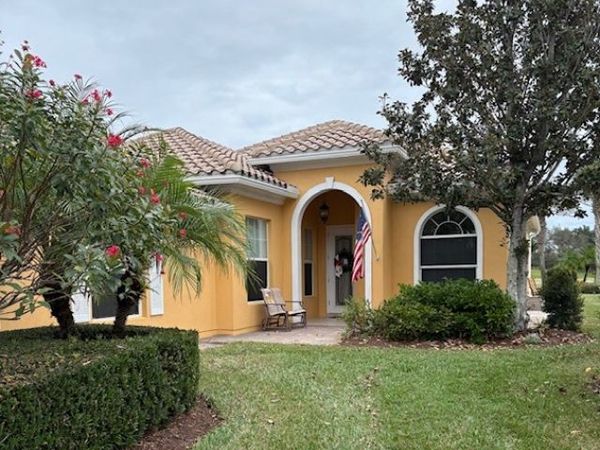5235 Eleuthra Circle, Vero Beach, FL 32967