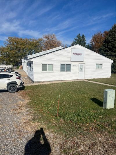 604 1st Ave, Springville, IA 52336 Main Photo