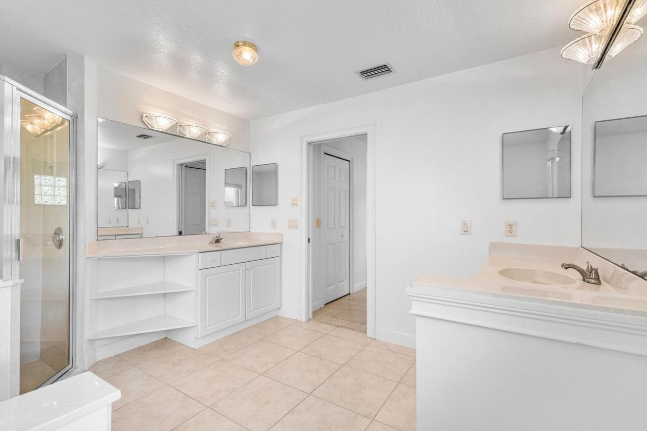 1698 SW Mockingbird Drive, Port Saint Lucie, FL 34986 Photo