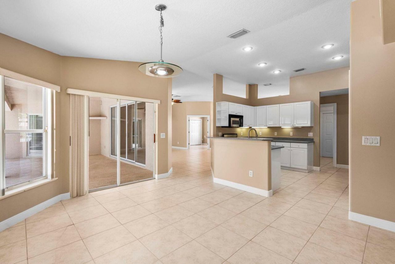 1698 SW Mockingbird Drive, Port Saint Lucie, FL 34986 Photo