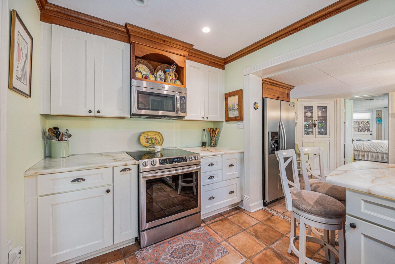 605 Ann Street Photo 10