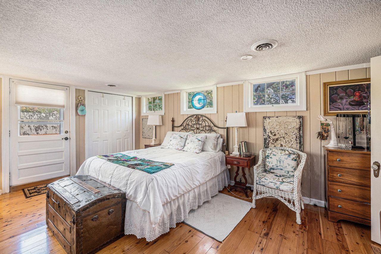 605 Ann Street Photo 12