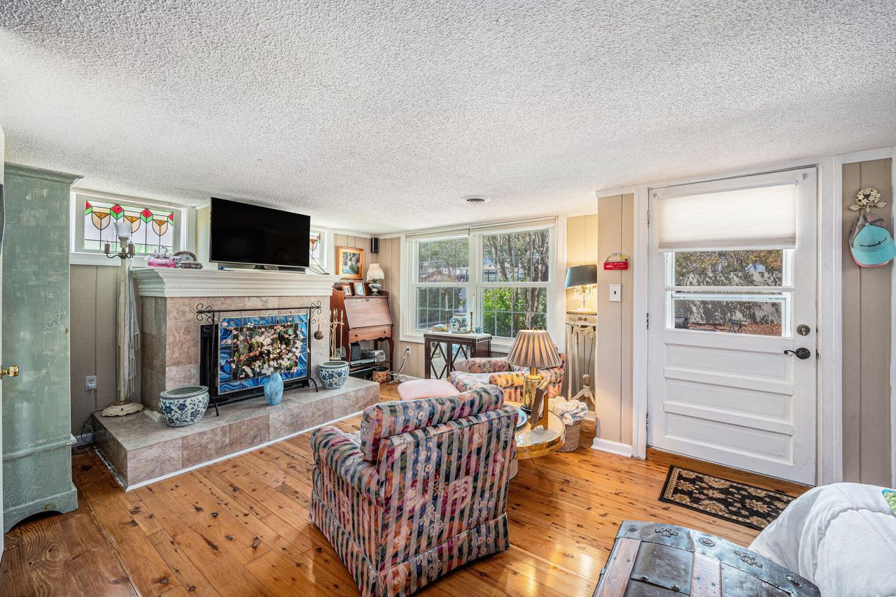 605 Ann Street Photo 15