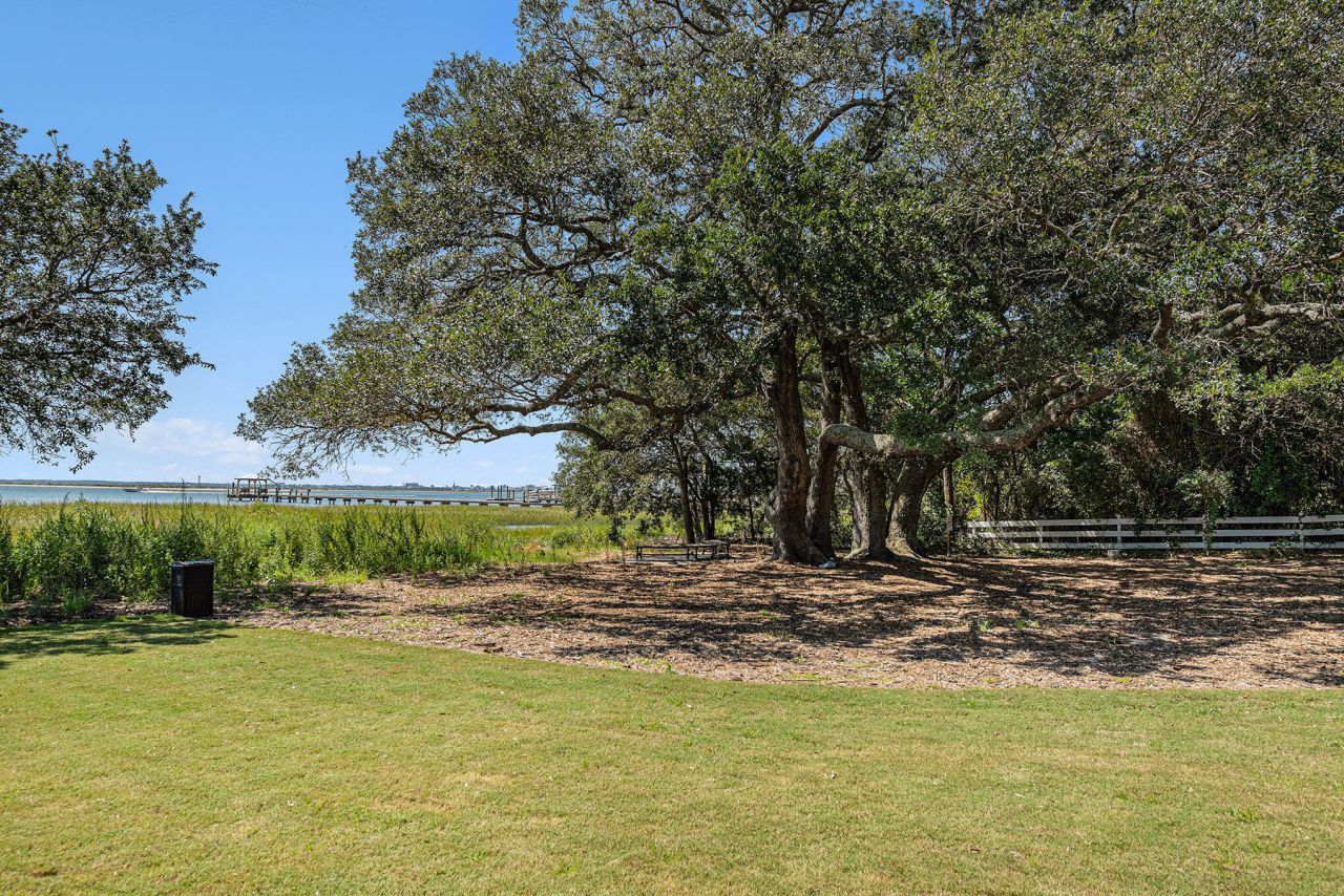 605 Ann Street Photo 29