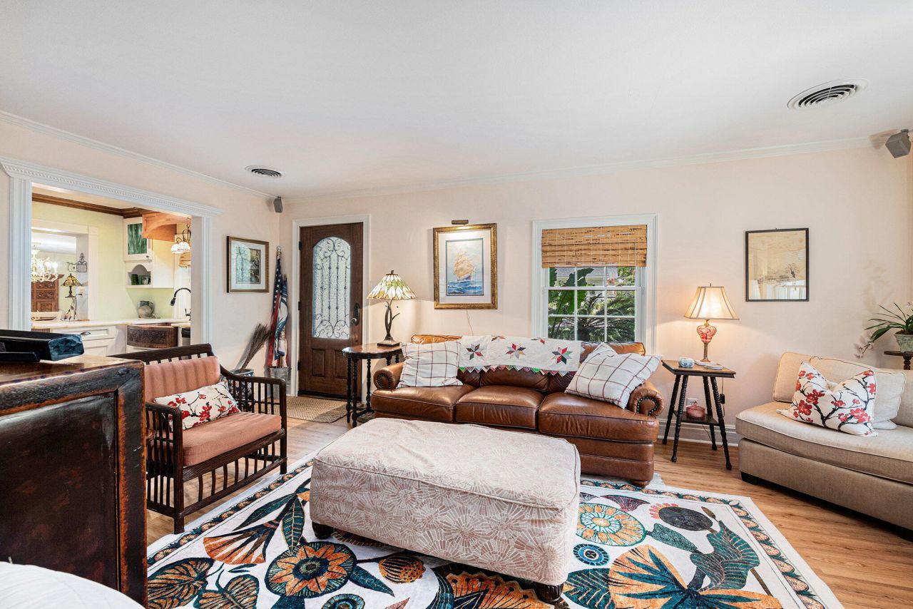 605 Ann Street Photo 7