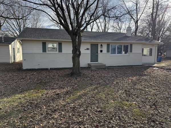 281 E Sprague Street, Bement, IL 61813
