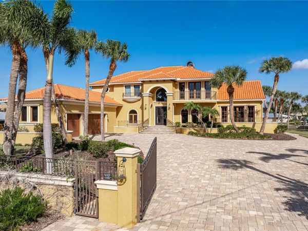 4469 HARBOR BOULEVARD, PORT CHARLOTTE, FL 33952