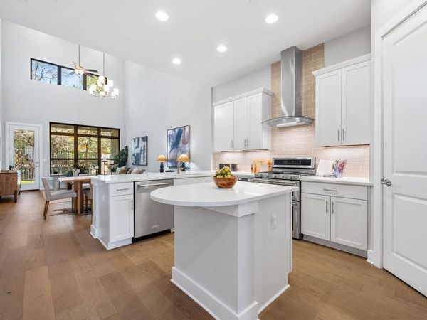 4323 Spicewood Springs RD, Unit 9, Austin, TX 78759