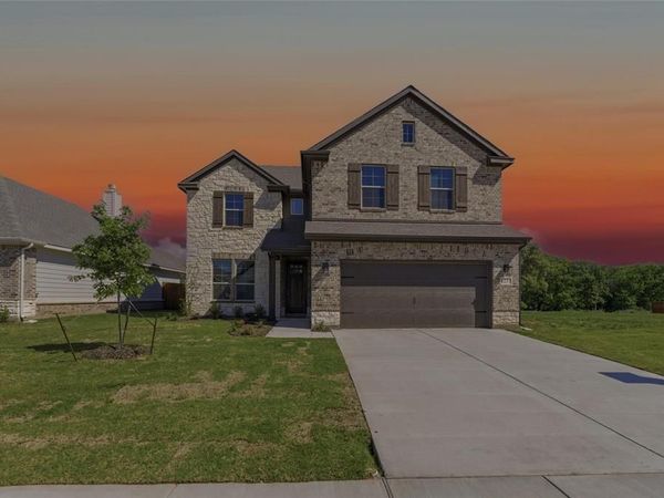 1237 Sabine River Lane, Springtown, TX 76082