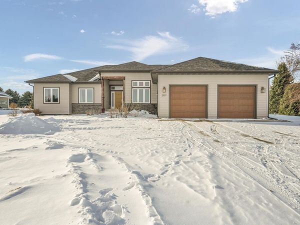 2107 213th Avenue, West Okoboji, IA 51351