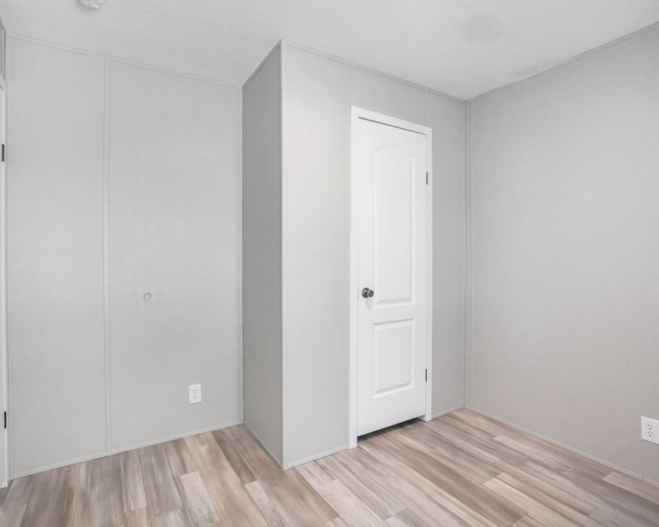 5681 SW Cypress Drive, Fort Lauderdale, FL 33312 Photo