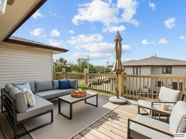 12611 Weir Street, Omaha, NE 68137