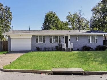 2230 Mack Lane, Dallas, TX 75227