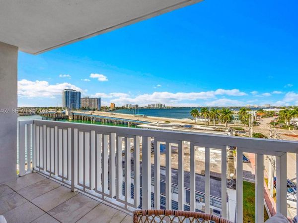 2016 Bay Dr , Unit 604, Miami Beach, FL 33141