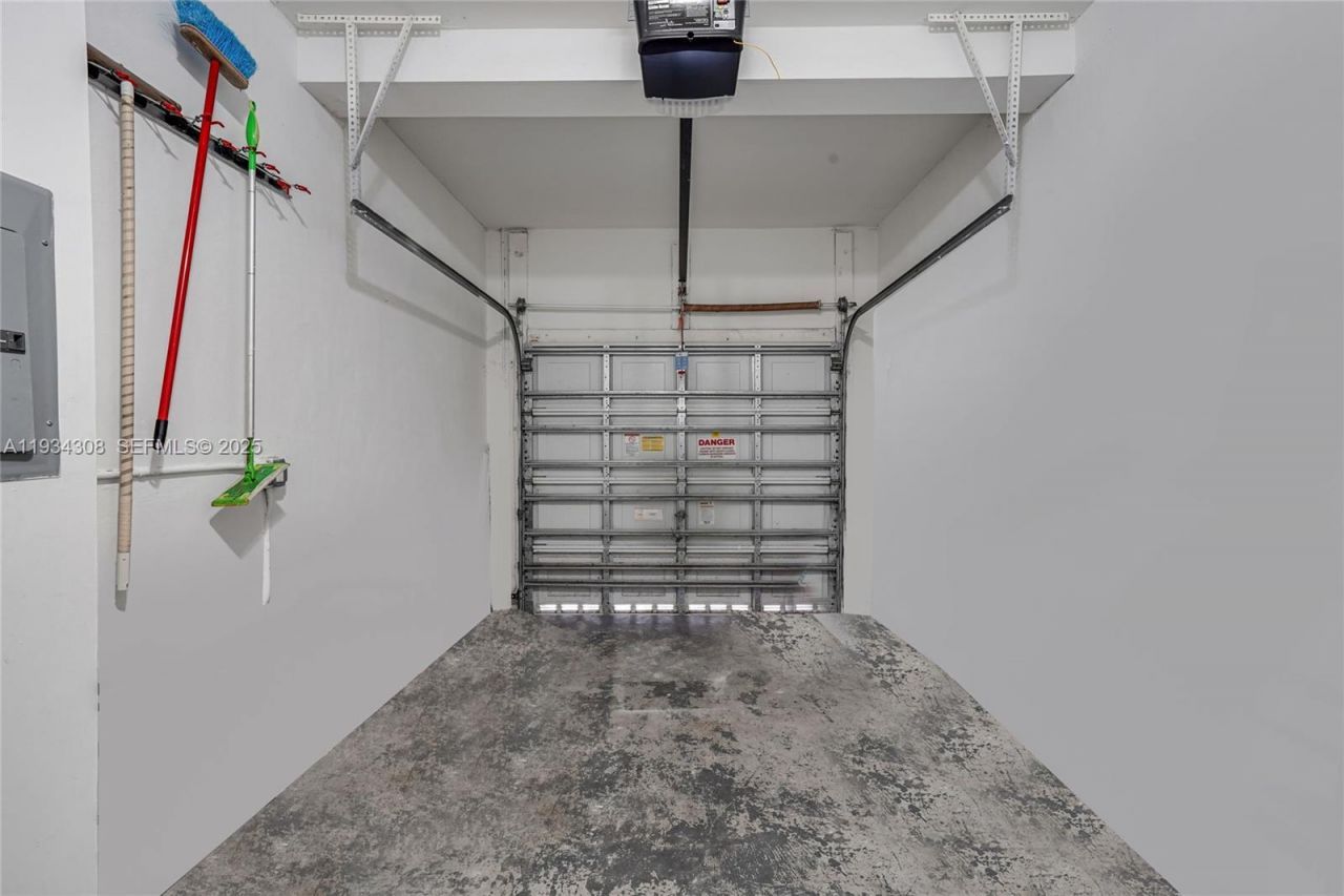 14157 SW 125th Ct, Miami, FL 33186 Photo