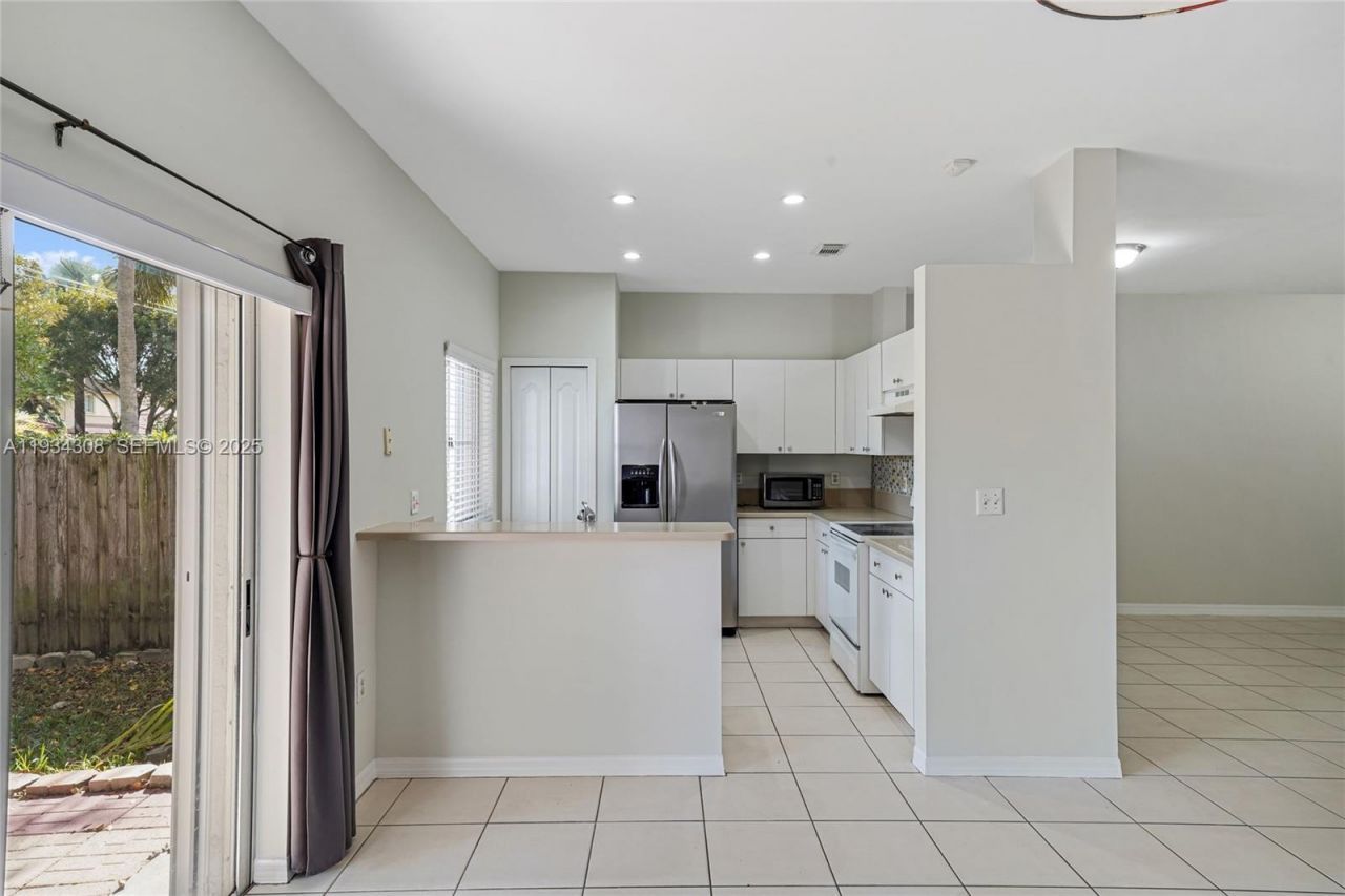 14157 SW 125th Ct, Miami, FL 33186 Photo