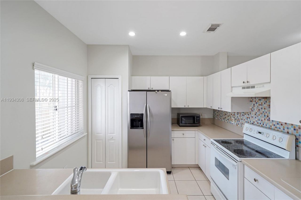 14157 SW 125th Ct, Miami, FL 33186 Photo